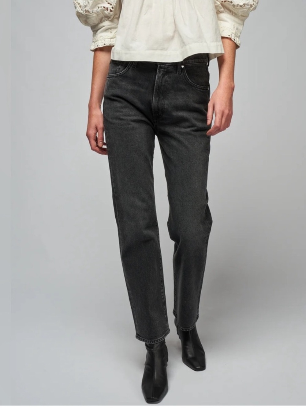 GOLDSIGN The Mellery High-Rise Straight Leg Premium Denim Jeans in Black Size 27